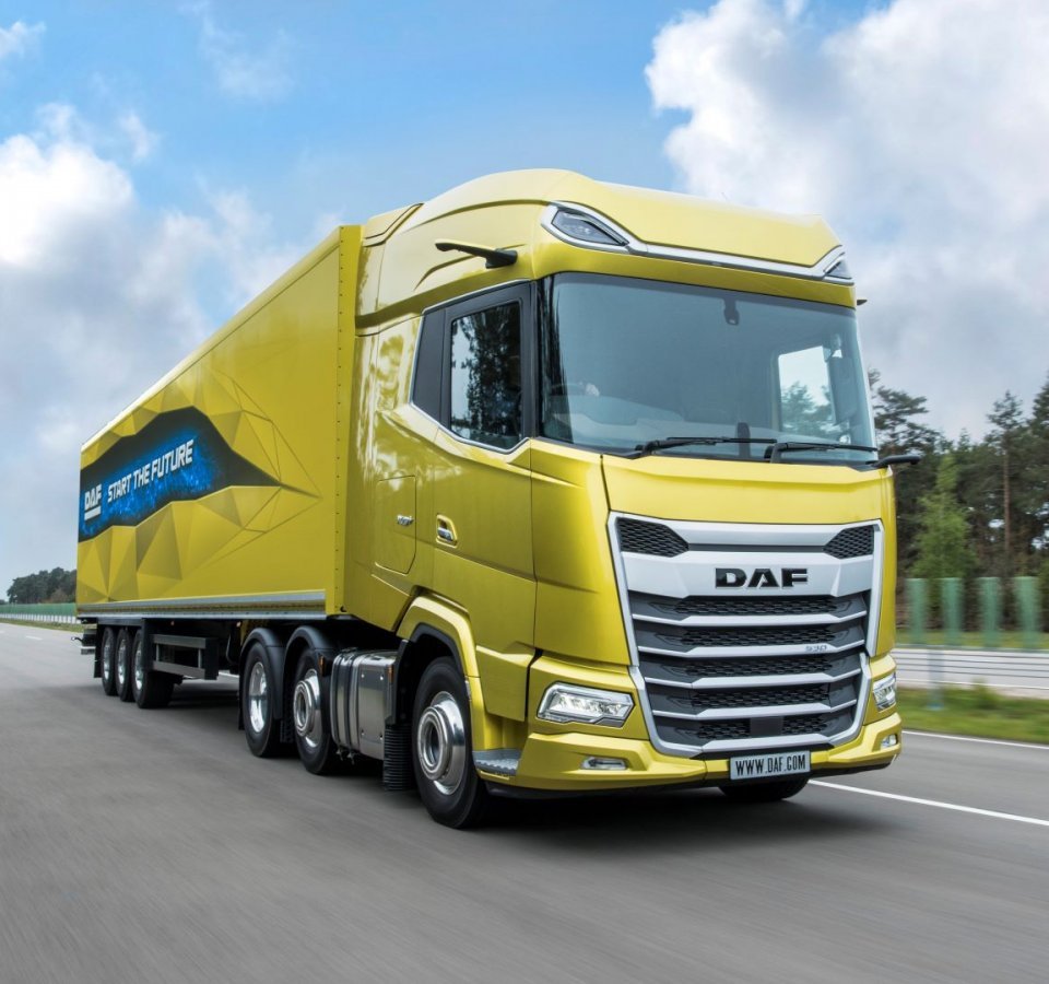 DAF shows two new electric trucks to launch in 2023